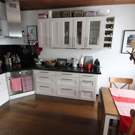 Tga Curver 5 公寓 *