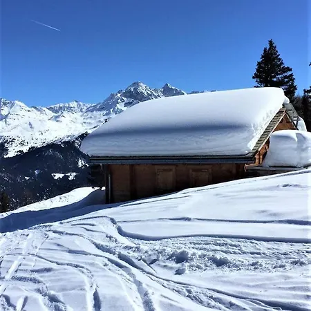 Tga Curver 5 公寓 *