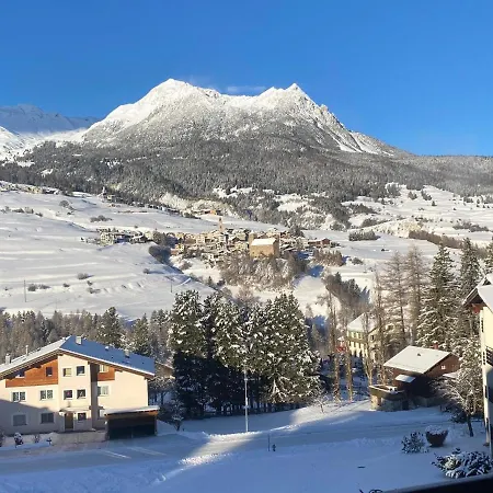 公寓 Tga Curver 5 *